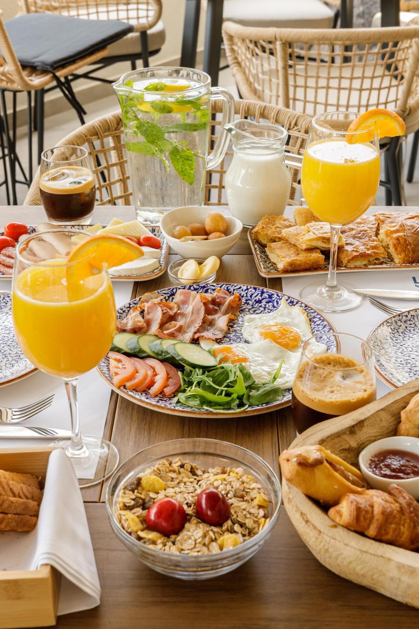 Costa De Luxe Suites Лептокария Экстерьер фото