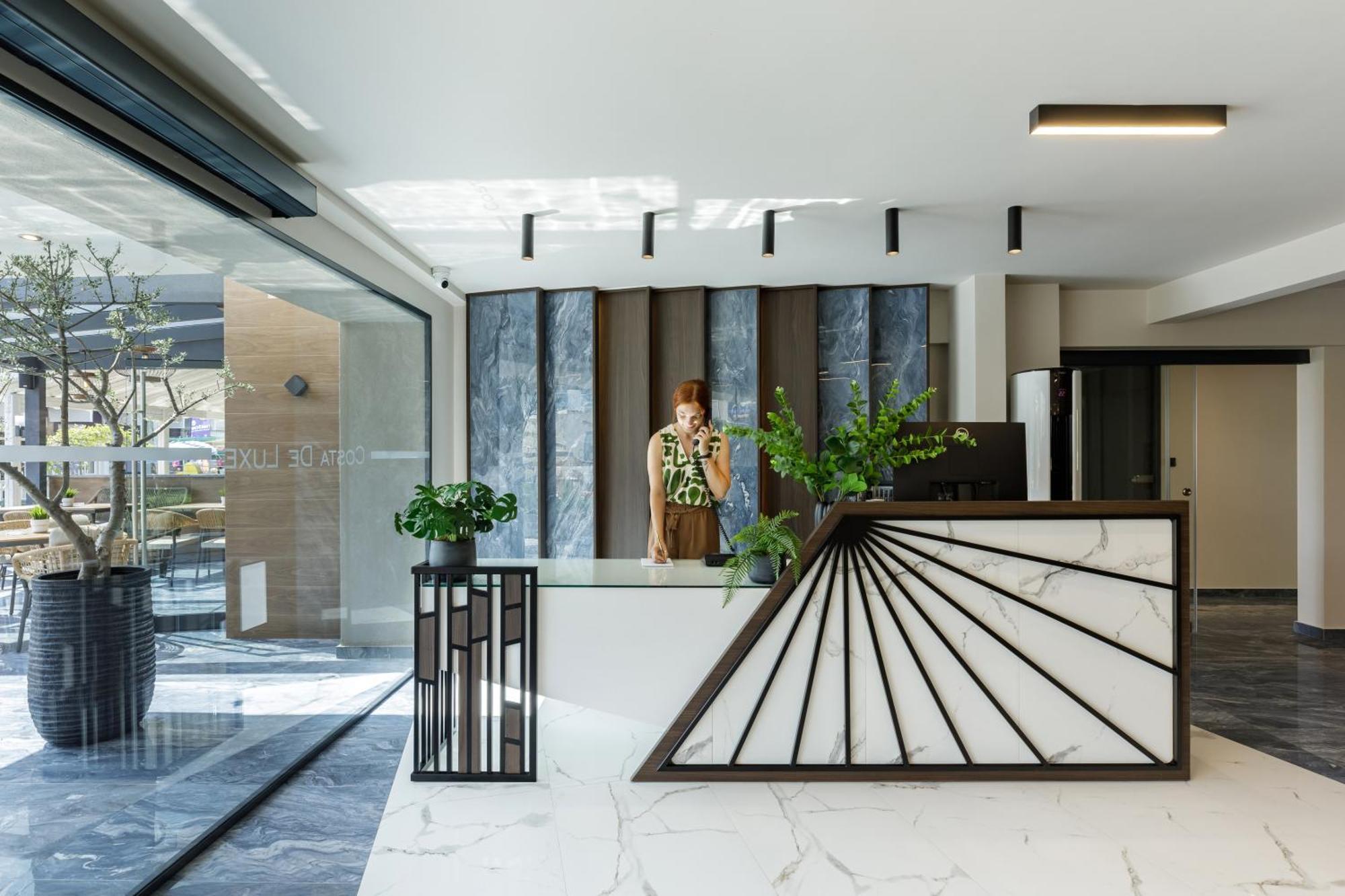 Costa De Luxe Suites Лептокария Экстерьер фото