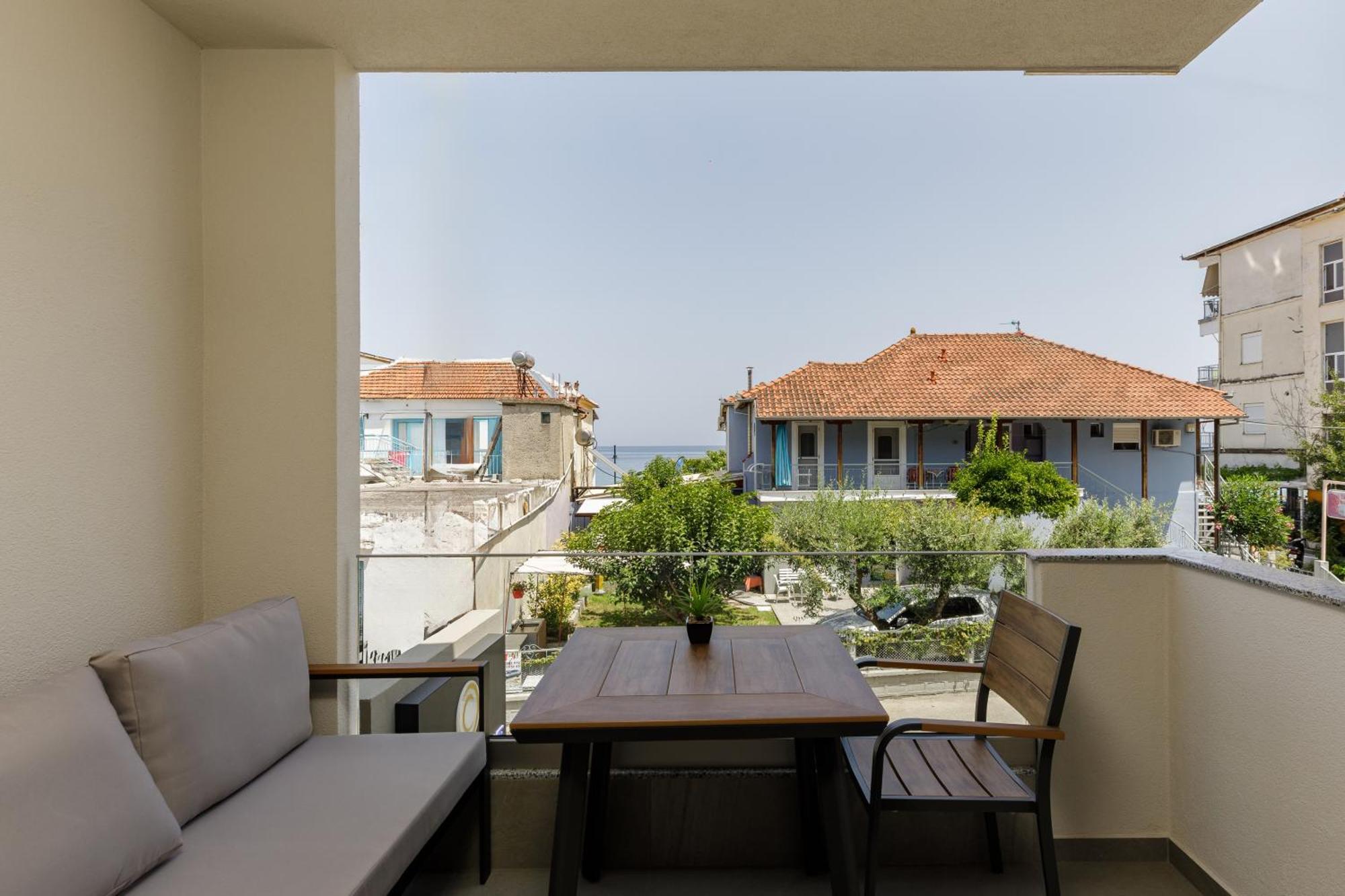 Costa De Luxe Suites Лептокария Номер фото